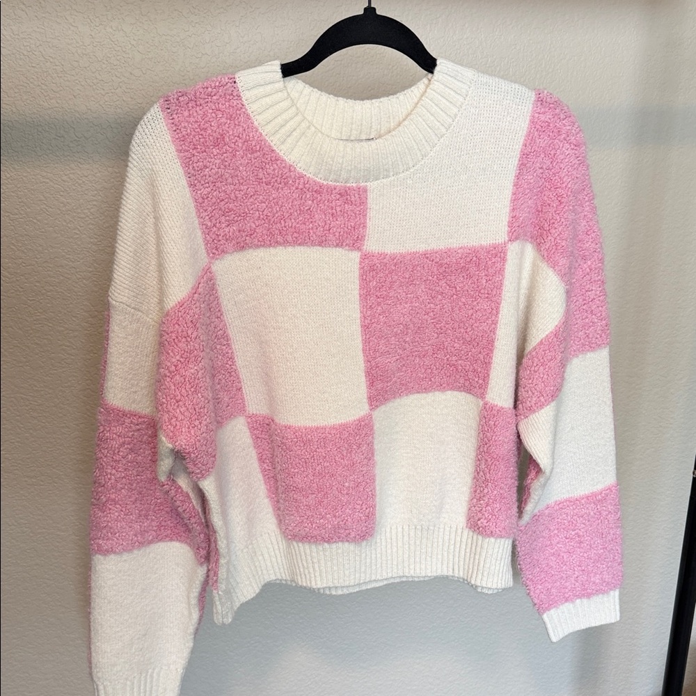 Lush Pink and White Checkered Crew Neck Sweater